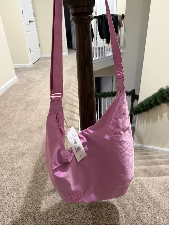 BEIS Handbags - BEIS Crescent Catchall Bag
